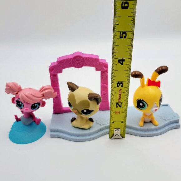 Happy Meal Littlest Pet Shop Buttercream Sunday Scout Kerry And Minka Mark Happy - Picture 9 of 10